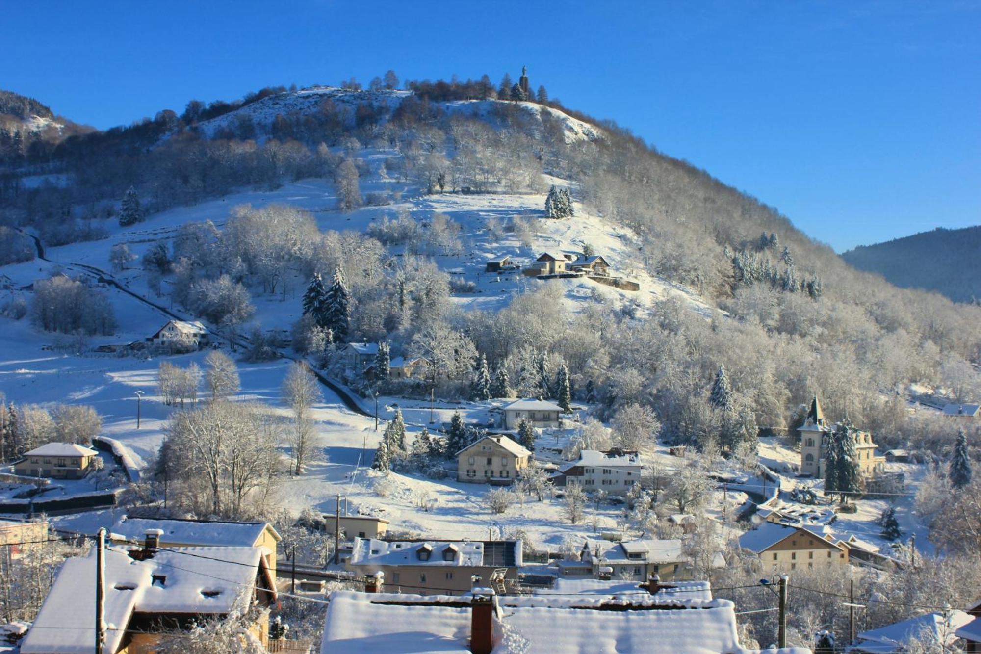 Appartement Cosy A Cornimont 30 M² Avec Terrasse Et Vue Montagne Eksteriør billede